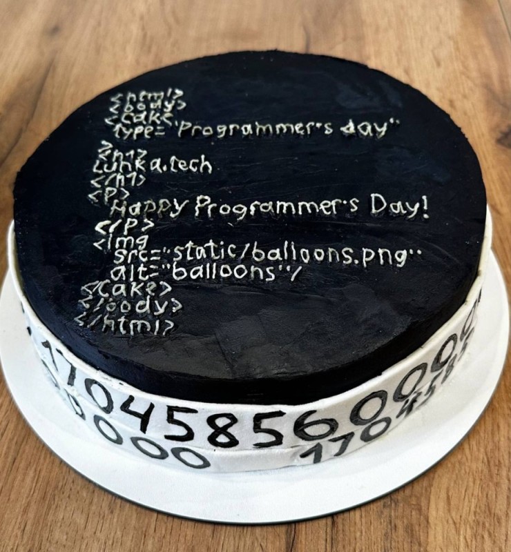 Создать мем: черный торт, надписи на торт, торт на день