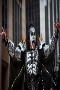 Создать мем: gene simmons, Джин Симмонс, gene simmons джин симмонс кисс