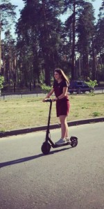 Create meme: an electric skateboard besshof s200 white, the girl on the scooter, an electric skateboard