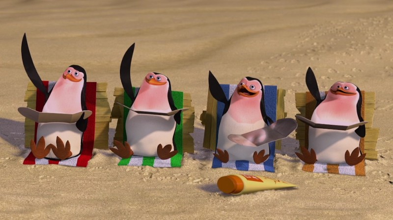 Создать мем: пингвины мадагаскара улыбаемся и машем, пингвины мадагаскара машут, мадагаскар пингвины