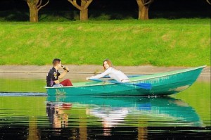Create meme: restaurant before heading out on the boat, two children in the boat, funny pictures a rowing boat