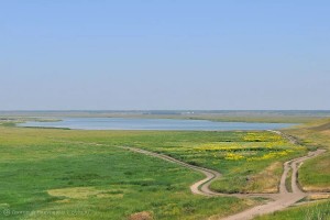 Создать мем: озеро, участок земли, земли сельхозназначения