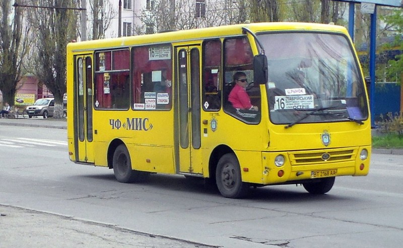 Создать мем: запорожский автобус, автобус богдан а06921 евпатория, одесский автобус