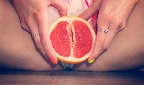 Create meme: juicy grapefruit, grapefruit, body part
