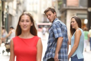 Создать мем: мужчина, парень смотрит на другую девушку мем, distracted boyfriend
