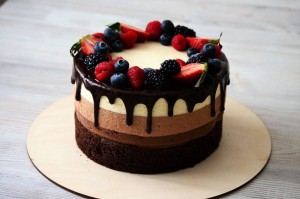 Create meme: cake, cake with berries