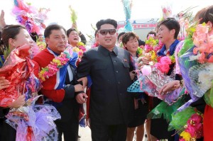 Создать мем: Ким Чен Ын, лидер северной кореи, счастливая северная корея
