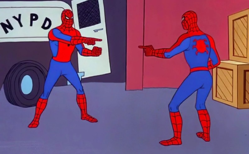 Создать мем: человек паук показывает на человека паука, человек паук и человек паук мем, мем 2 человека паука