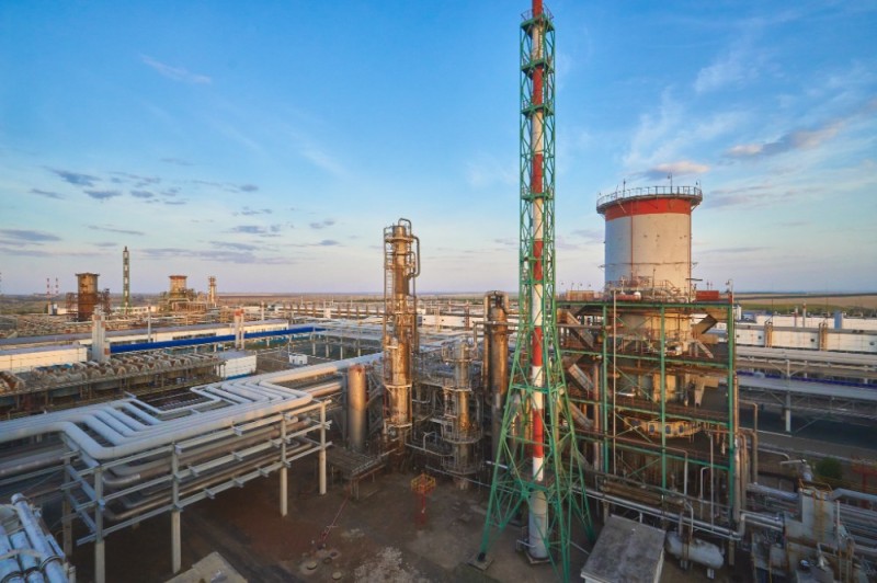 Create meme: yaroslavl oil refinery, gazprom neftekhim salavat ep 300, refinery