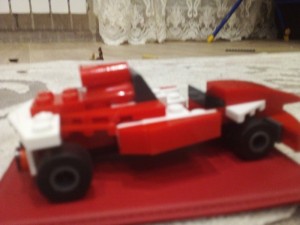 Создать мем: lego ferrari, лего формула f1 феррари, конструктор lego racers 30190 феррари 150 италия