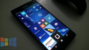 Создать мем: lumia 950, hp elite x 3, lumia 950 xl