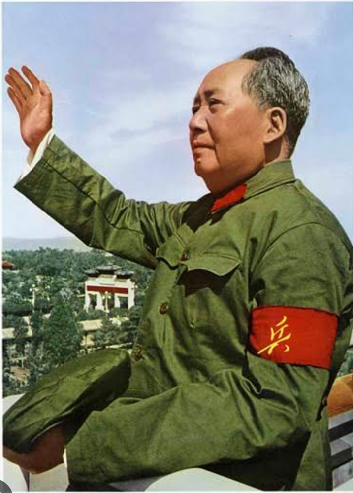 Создать мем: quotations from chairman mao tse tung, чан кайши и мао цзэдун, культурная революция мао цзэдуна