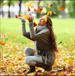 Создать мем: листья, золотые скидки осени, красивые осенние открытки
