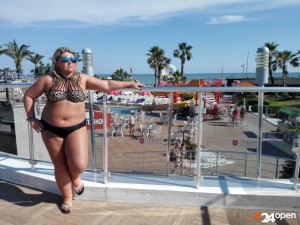 Create meme: Natalia Mogilevskaya swimsuit, juicy Granny, wide hips fat asses