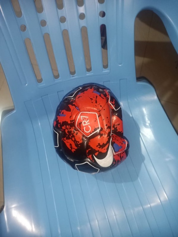 Создать мем: хоккейный шлем, шлем велосипедный детский, футбольный шлем