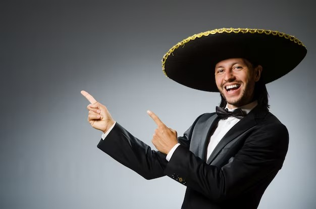 Создать мем: человек в сомбреро, мексиканец в сомбреро, красивый испанец в сомбреро
