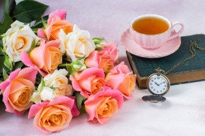 Create meme: flowers morning, roses in the morning, morning roses