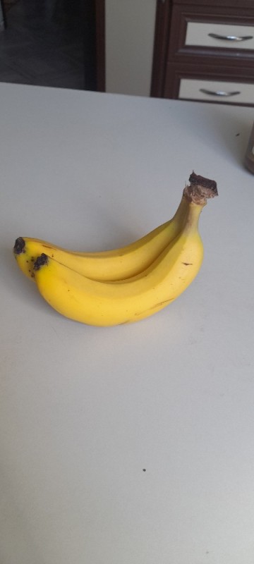 Создать мем: ги банана, банан фрукт, спелый банан