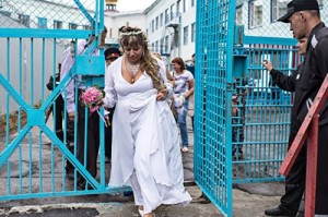 Создать мем: свадьба, сбежавшие невесты 2018 москва, свадебное фото в массандре