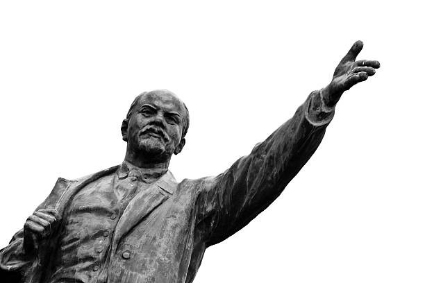 Create meme: the monument to Lenin , Vladimir Ilyich Lenin , novaya kakhovka monument to lenin