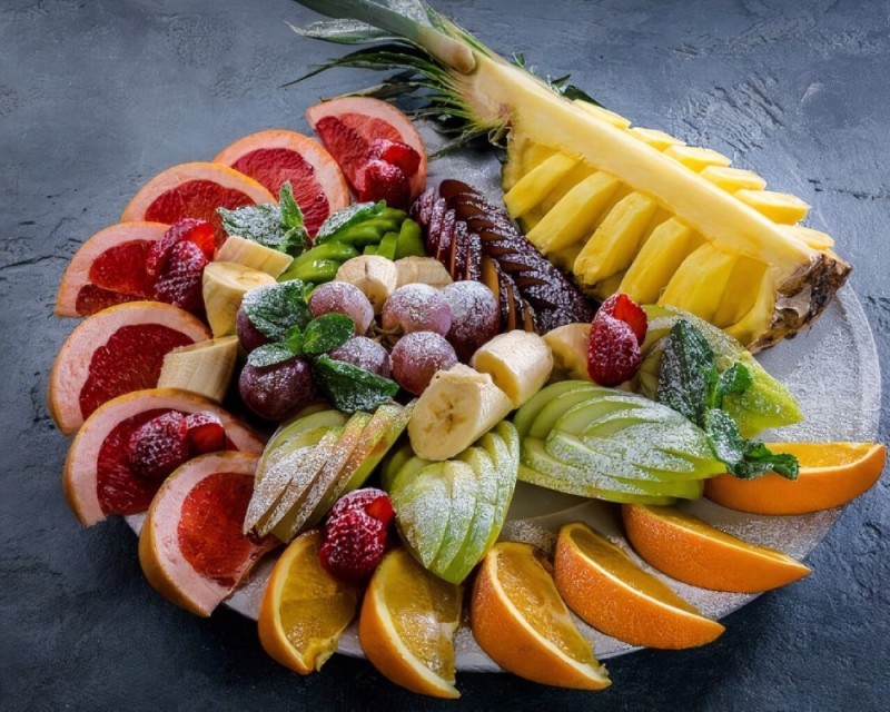 Create meme: beautiful fruit slicing, fruit slicing, fruit platter