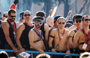 Создать мем: гей парад моряки, гей парад в германии, Гей-парады в России