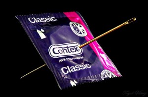 Создать мем: упаковка презеравтива contex, contex classic, презервативы контекс ароматизированные