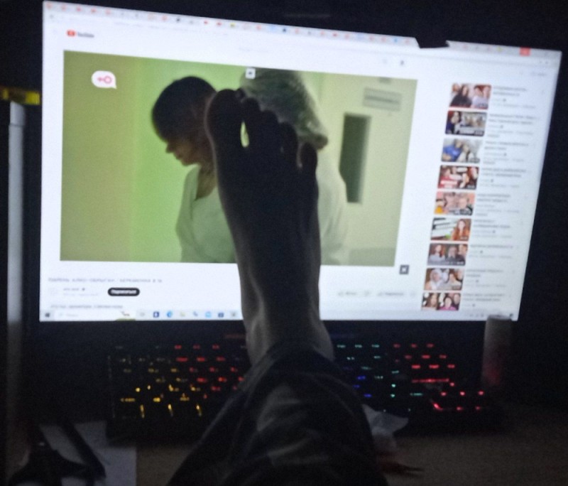 Создать мем: палец, ноги пальцы, волосы на ногах