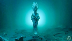 Создать мем: подводный музей на кипре, спектакль, кадры под водой