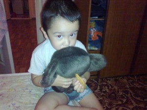 Создать мем: мальчик презирает телячьи нежности, Алтахир 4 года 2012 год