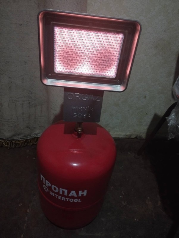 Create meme: gas heater, gas infrared burner, gas infrared heater from the cylinder