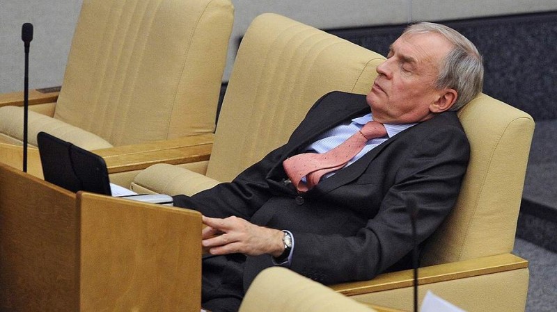 Создать мем: депутаты бездельники, спящие депутаты, депутаты спят