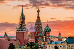 Создать мем: кремль красная площадь, красная площадь, спасская башня и храм василия блаженного