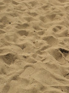 Создать мем: песок речной, песок, песок он