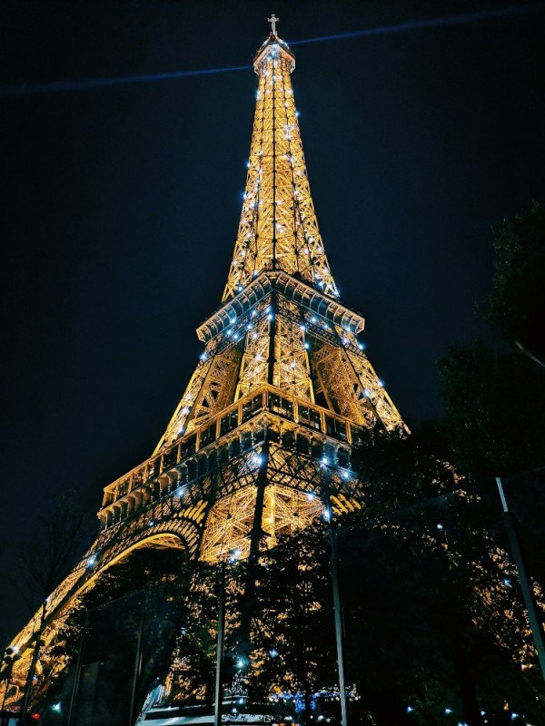 Создать мем: эйфелева башня париж, эйфелева башня вечером, франция эйфелева башня