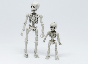 Create meme: human skeleton, robot skeleton