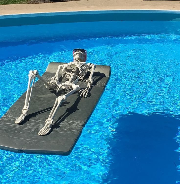 Create meme: skeleton in the pool, a skeleton in the water, remaining
