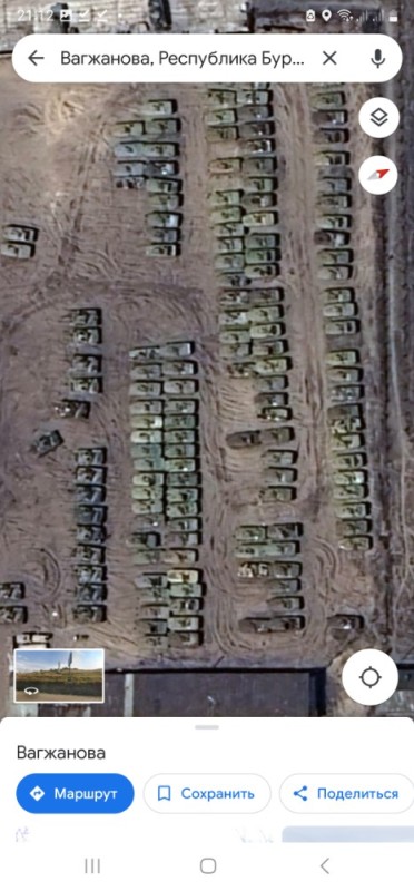 Создать мем: спутниковые снимки расположения войск на границе, военная база, танк