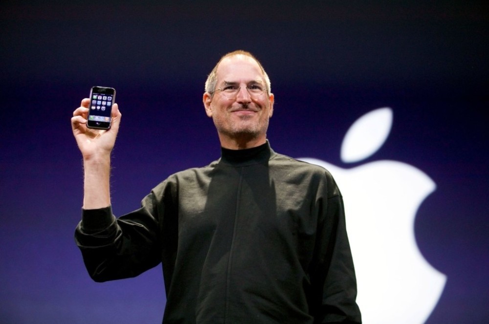 Create meme: steve jobs , Steve jobs iPhone 2007, apple company