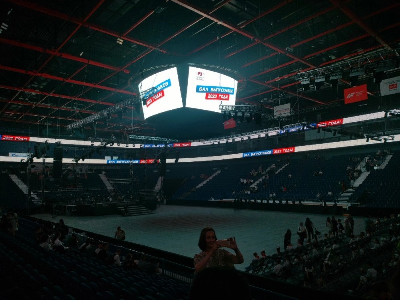 Создать мем: арена в японии хоккейный, экран арена 2000 в 2004, стадион хк спартак
