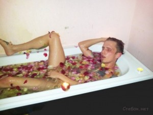 Create meme: bath, in the bathroom, Wolchik