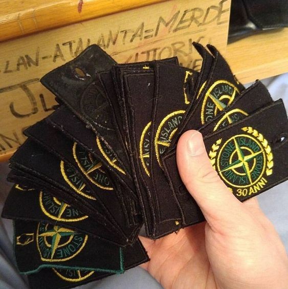 Create meme: patches stone island, stone island patch 30 anni, stonic patch