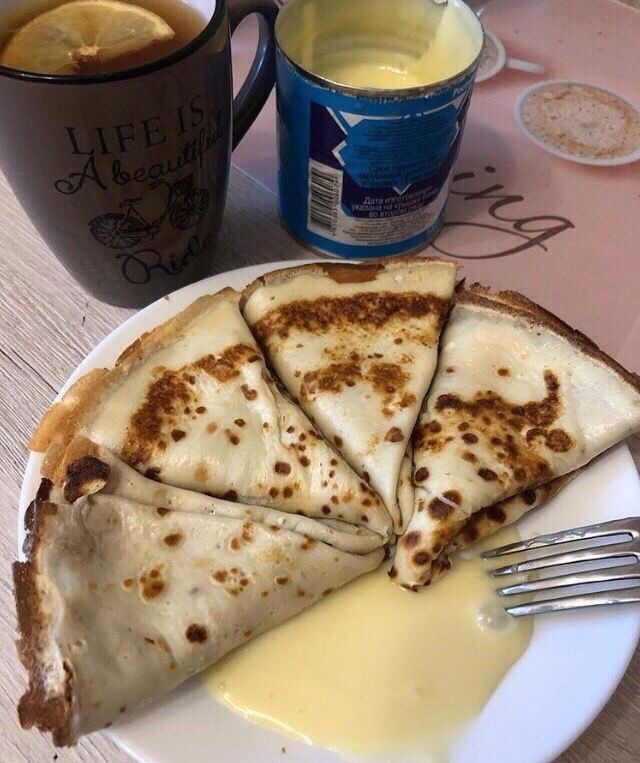 Create meme: pancakes for breakfast, pancakes on milk, pancakes on kefir