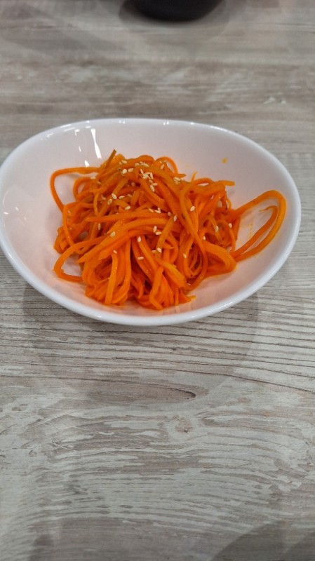 Создать мем: салат с морковкой по корейски, салат морковь по корейски, салат с корейской морковью