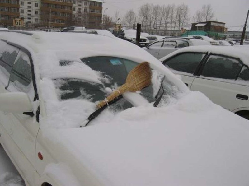 Create meme: funny wipers on the car, jokes with wipers on the car, car wipers