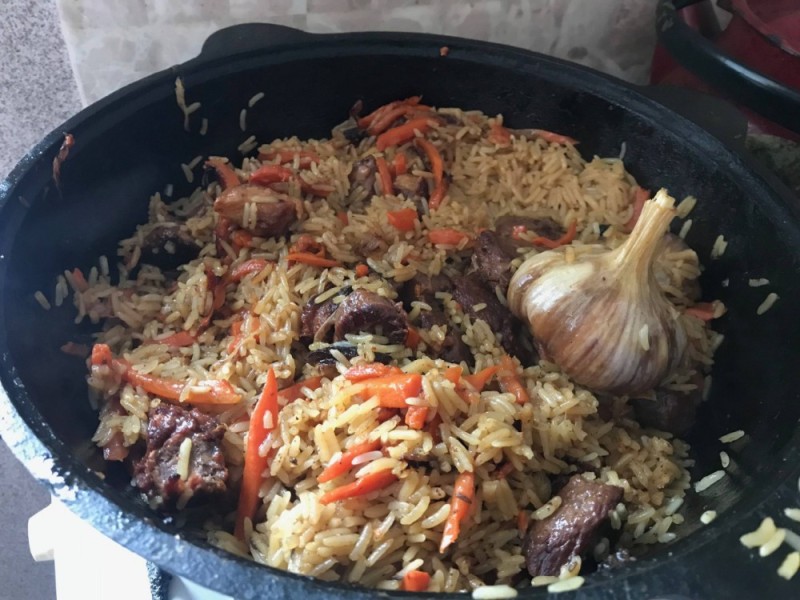 Create meme: Uzbek pilaf kazane, pilaf of lamb, pilaf cauldron