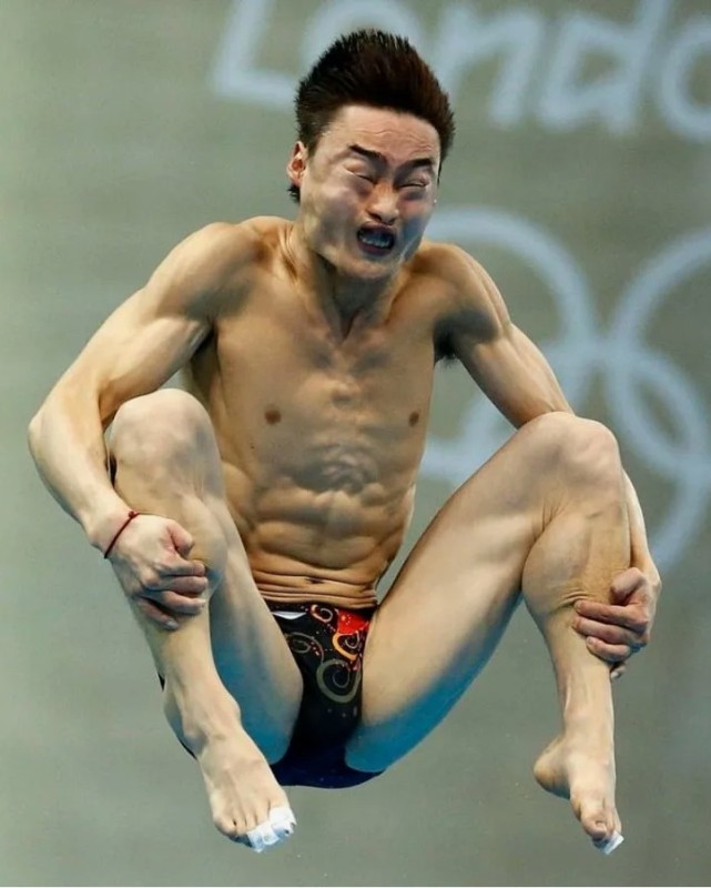 Создать мем: китайские прыгуны в воду, гарсия, иван (прыгун в воду), самые смешные моменты