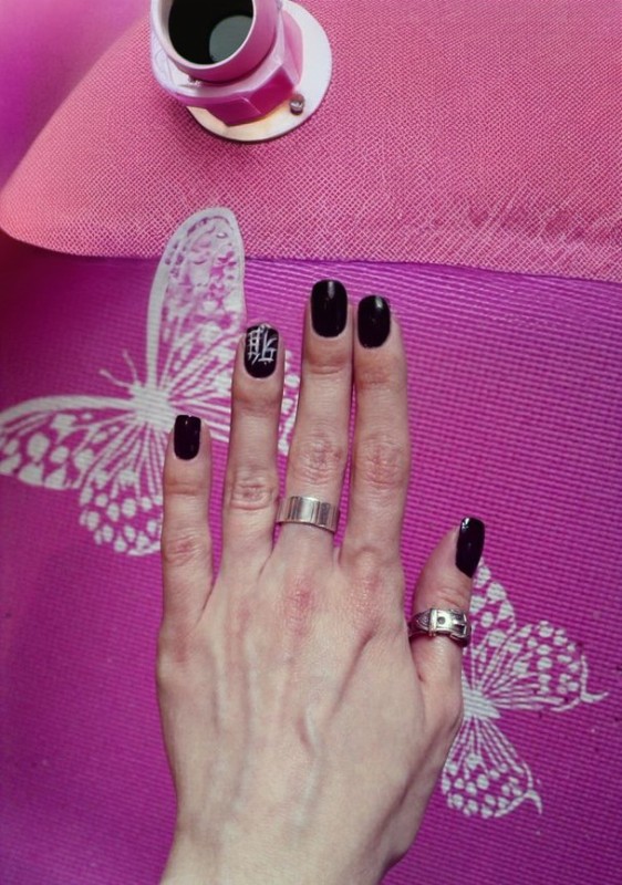 Create meme: manicure , dark manicure for short nails, dark manicure