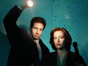 Создать мем: сериалы, dana scully, mulder