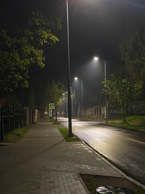 Create meme: street lighting, rain in the evening, street lamp